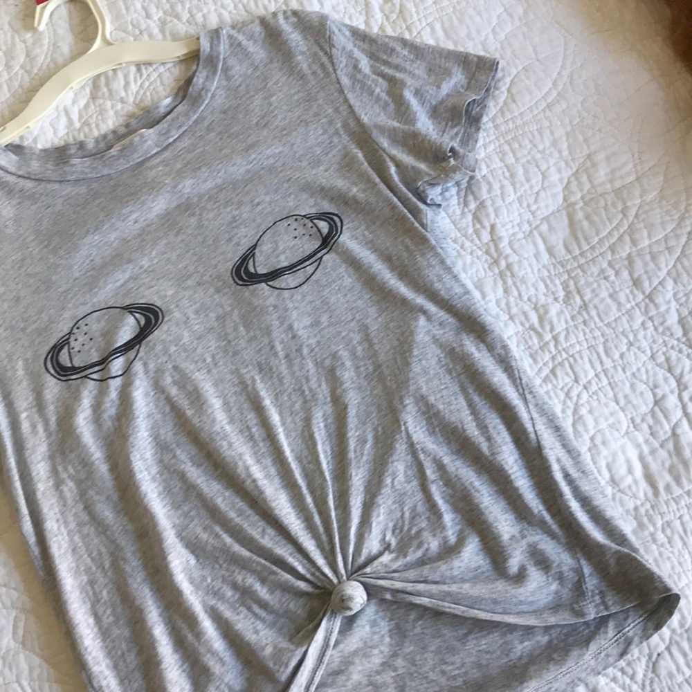 Tee with planets